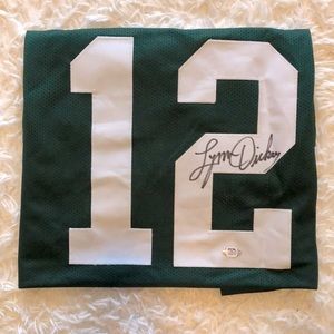 Green Bay Packers jersey (autographed by Lynn Dickey)